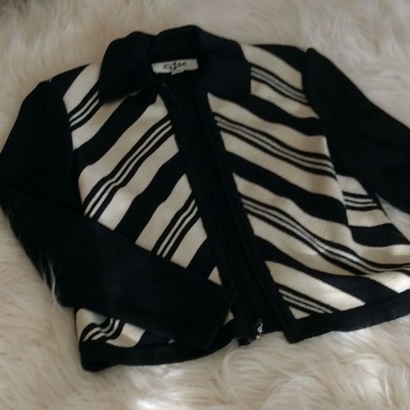 💞ST.JOHN💞knitted top/jacket - Picture 3 of 7